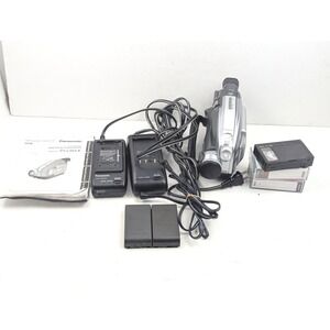 Panasonic PV-L353-K Palmcorder Camcorder VHS-C w Charger Batteries‎ Tapes Manual